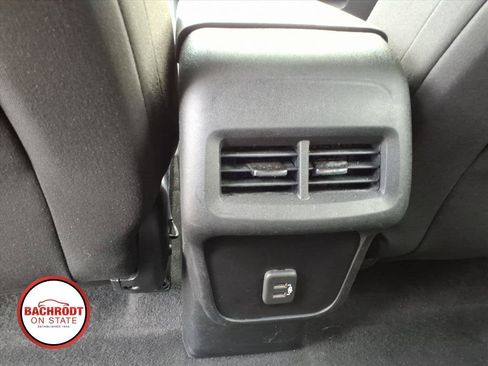 Used 2020 Chevrolet Equinox LT AWD/4WD image 27