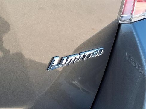 Used 2009 Toyota Highlander Limited AWD/4WD image 9