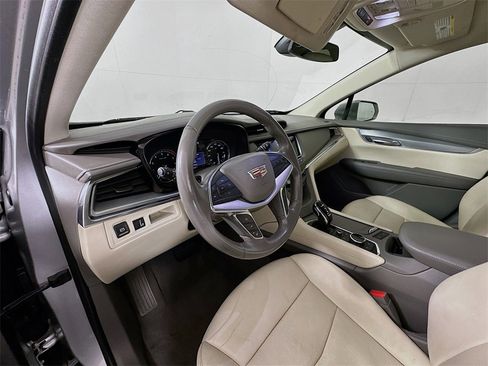 Used 2020 Cadillac XT5 Premium Luxury image 9