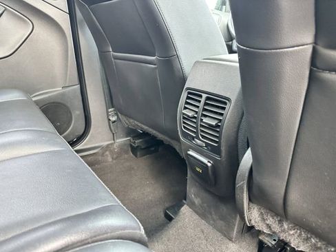 Certified 2018 Ford Escape Titanium AWD/4WD image 39