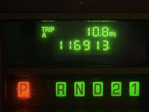 Used 2010 Ford E-350 and Econoline 350 Extended Super Duty image 38