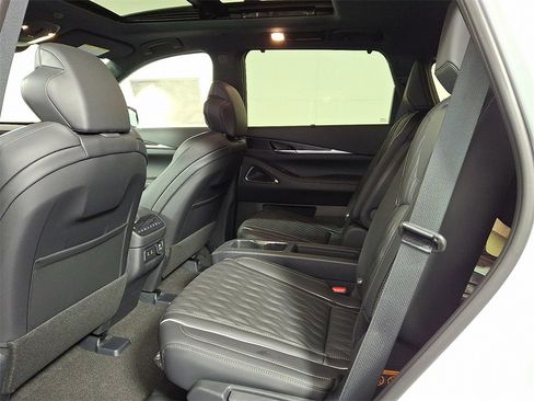 New 2026 INFINITI QX60 Autograph w/ Dark Cargo Package image 11