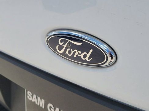 Certified 2023 Ford Transit 250 Medium Roof RWD image 11