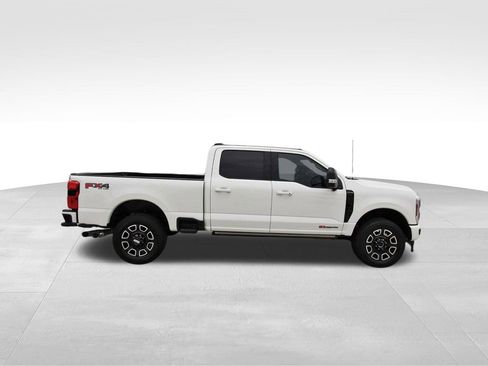 Used 2026 Ford F250 Platinum AWD/4WD image 5