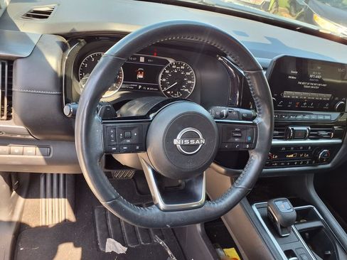 Used 2022 Nissan Pathfinder SL w/ SL Premium Package FWD image 23
