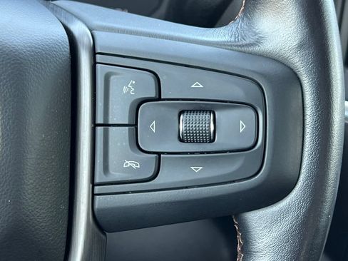 Used 2021 GMC Sierra 1500 AT4 w/ AT4 Premium Package AWD/4WD image 33