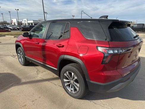 New 2026 Chevrolet Equinox LT w/ Convenience Package II image 29