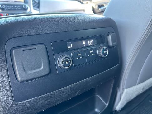 Used 2019 Chevrolet Tahoe LT AWD/4WD image 33