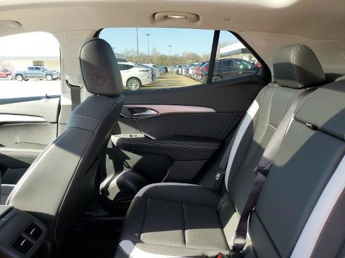 New 2025 Buick Envision Sport Touring image 32