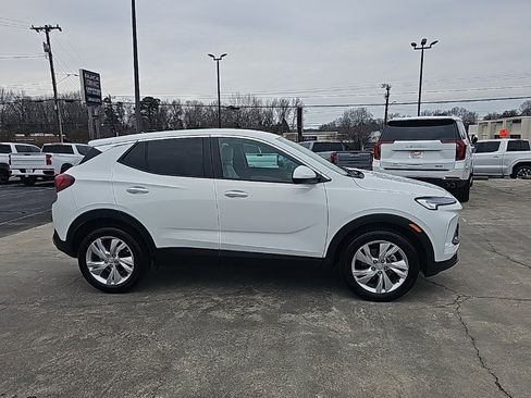 Certified 2024 Buick Encore GX Preferred image 2