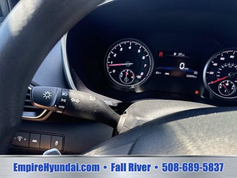 Certified 2022 Hyundai Santa Fe SE w/ Winter Weather Package AWD/4WD image 30