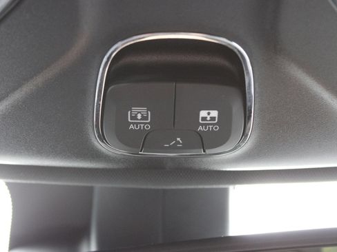 Used 2023 Jeep Compass High Altitude AWD/4WD image 57