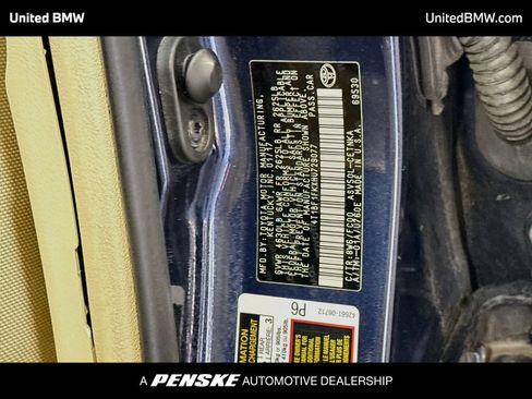 Used 2017 Toyota Camry LE FWD image 19