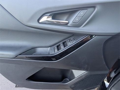 New 2026 Chevrolet Equinox LT image 13