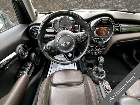 Used 2016 MINI Cooper 4-Door Hardtop w/ Premium Package FWD image 5