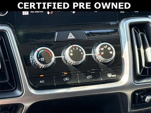 Used 2022 Kia Sorento LX image 21