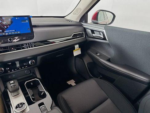 New 2025 Mitsubishi Outlander ES image 23