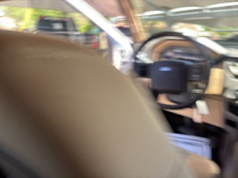 Used 2012 Ford F250 XLT w/ XLT Premium Pkg image 23