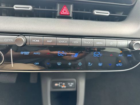 New 2025 Hyundai Ioniq 5 SEL image 71