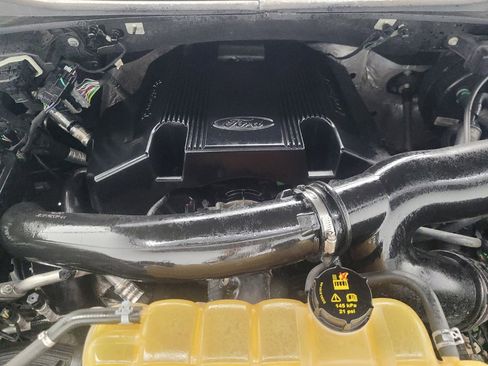 Used 2018 Ford F150 XLT w/ Equipment Group 302A Luxury AWD/4WD image 30