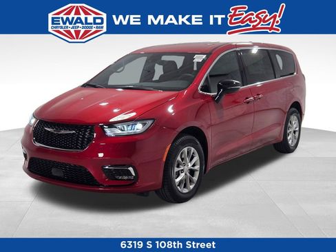 New 2026 Chrysler Pacifica Select image 14