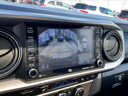 Used 2023 Toyota Tacoma Limited AWD/4WD image 28