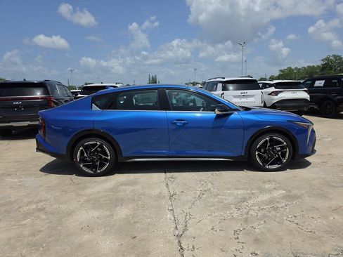 New 2026 Kia K4 GT-Line w/ GT-Line Premium Package FWD image 9