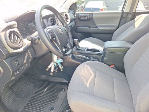 Used 2023 Toyota Tacoma SR AWD/4WD image 16