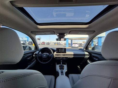 Used 2024 Honda HR-V EX-L image 38