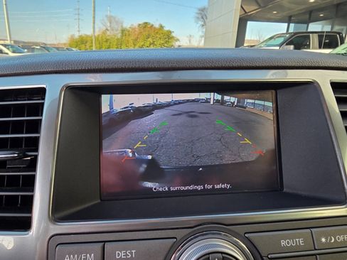 Used 2014 Nissan Armada Platinum w/ Platinum Reserve Package image 33