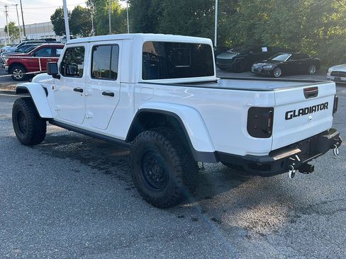 Used 2021 Jeep Gladiator Mojave AWD/4WD image 3