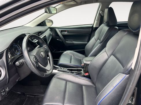 Used 2019 Toyota Corolla XSE FWD image 9