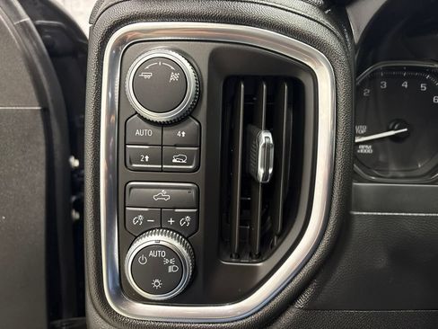 Used 2019 GMC Sierra 1500 SLE w/ Preferred Package AWD/4WD image 28