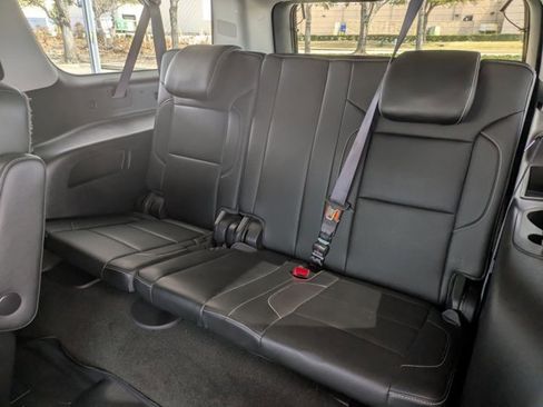 Used 2016 GMC Yukon XL SLT w/ Open Road Package image 22