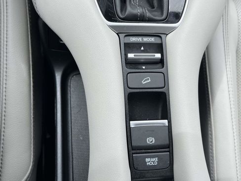 Used 2024 Honda HR-V EX-L image 20