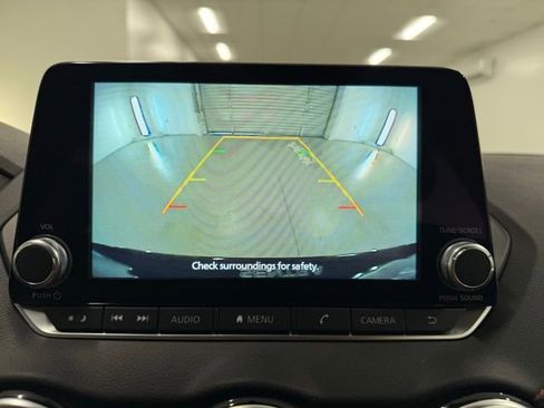 New 2025 Nissan Sentra SR image 18