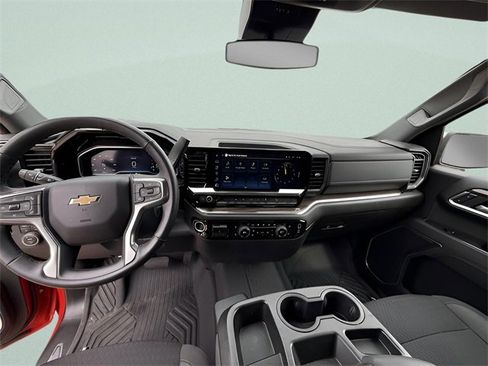 Used 2025 Chevrolet Silverado 1500 LT image 22