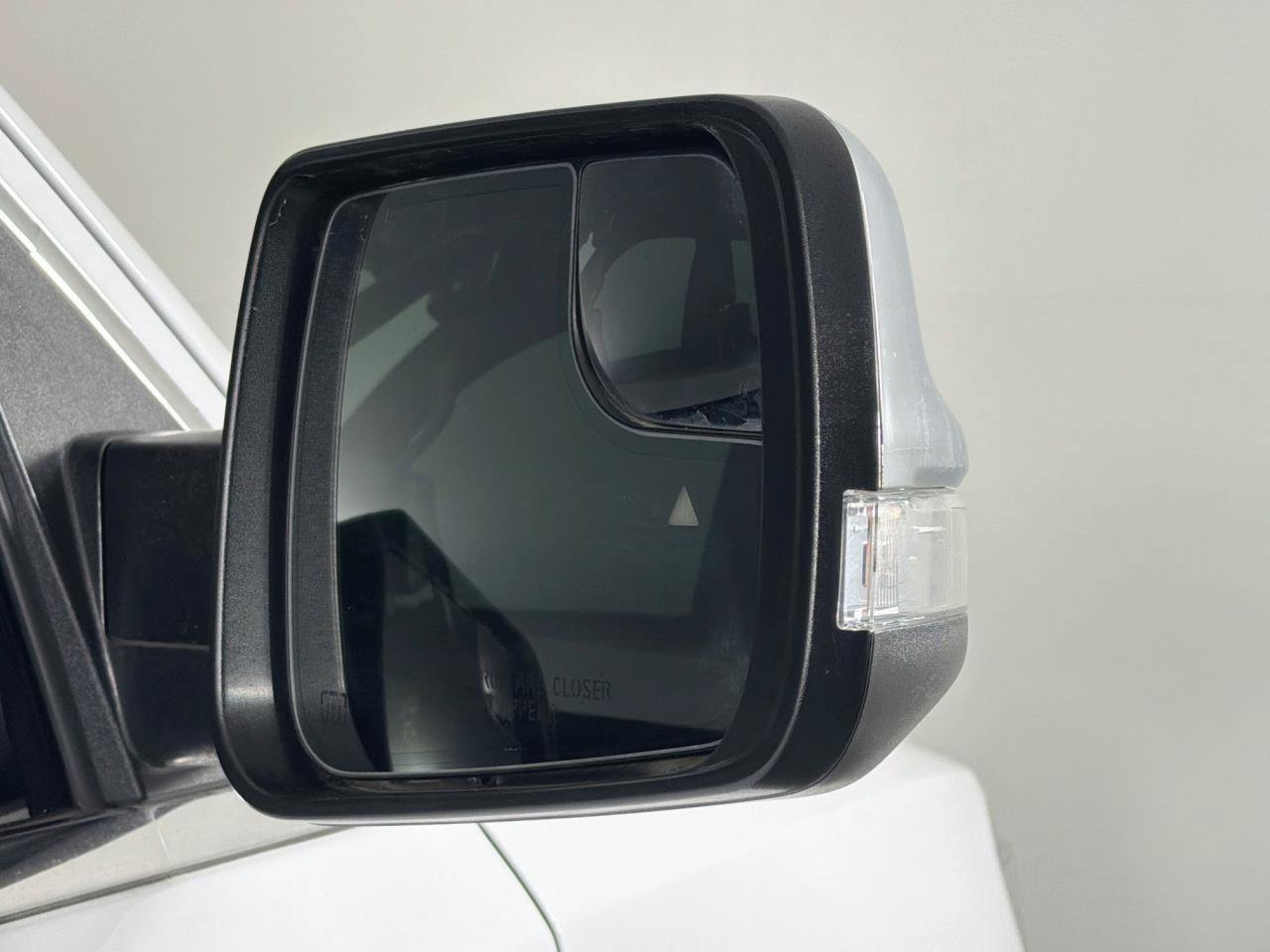 Used 2022 RAM 1500 Limited w/ Body-Colour Bumper Group AWD/4WD image 30