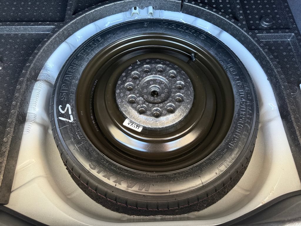 Used 2018 Ford Focus SE FWD image 42
