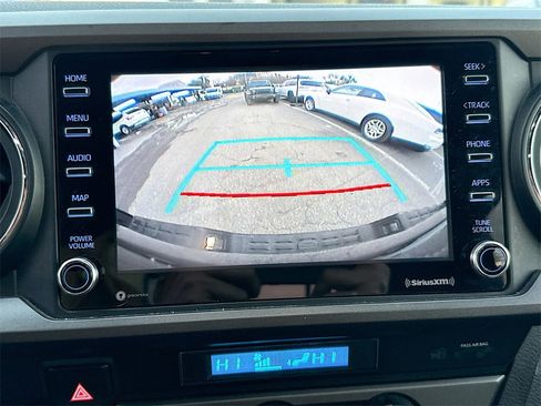 Used 2021 Toyota Tacoma TRD Sport image 14