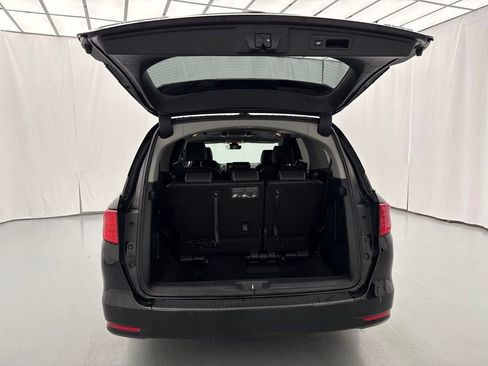 Used 2023 Honda Odyssey Elite image 11