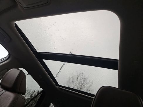 Certified 2023 Honda Pilot Elite image 10