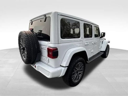 Used 2024 Jeep Wrangler High Altitude AWD/4WD image 7