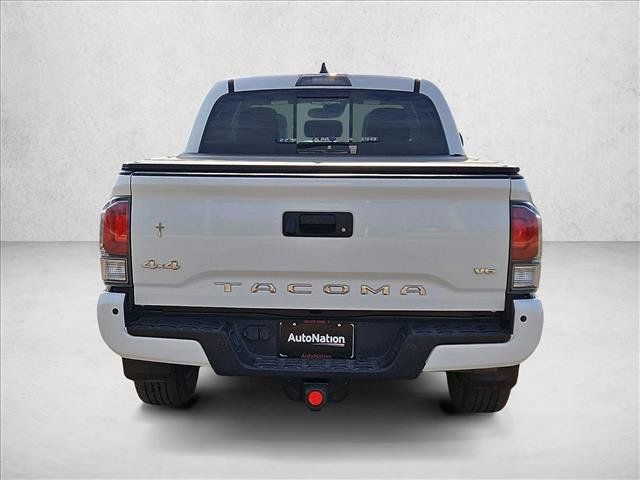 Used 2022 Toyota Tacoma Limited AWD/4WD image 6