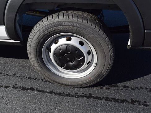 New 2026 Ford Transit 250 148 Medium Roof image 4