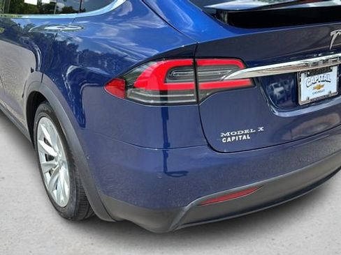 Used 2017 Tesla Model X 90D AWD/4WD image 36