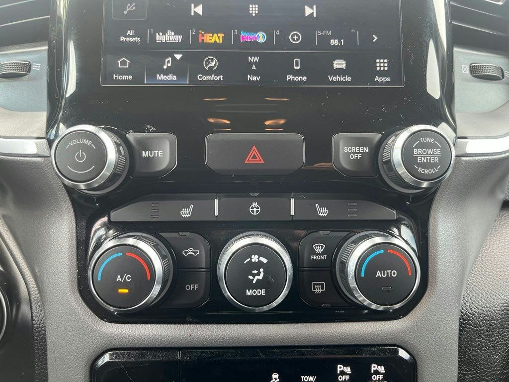 Used 2023 RAM 1500 Big Horn AWD/4WD image 15