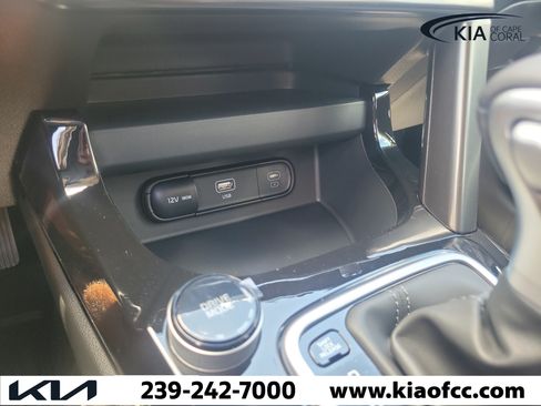 New 2026 Kia Seltos S FWD image 29