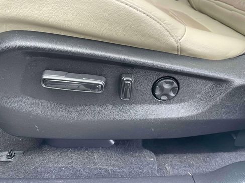 Certified 2022 Honda CR-V EX-L image 18