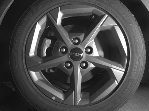 Used 2025 Kia K4 LXS FWD image 12